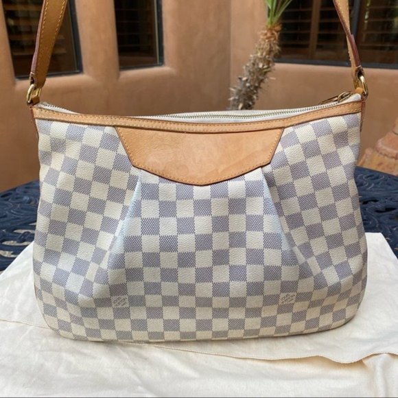 SOLD Louis Vuitton Damier Azur Siracusa MM Crossbody - Picture 4 of 15